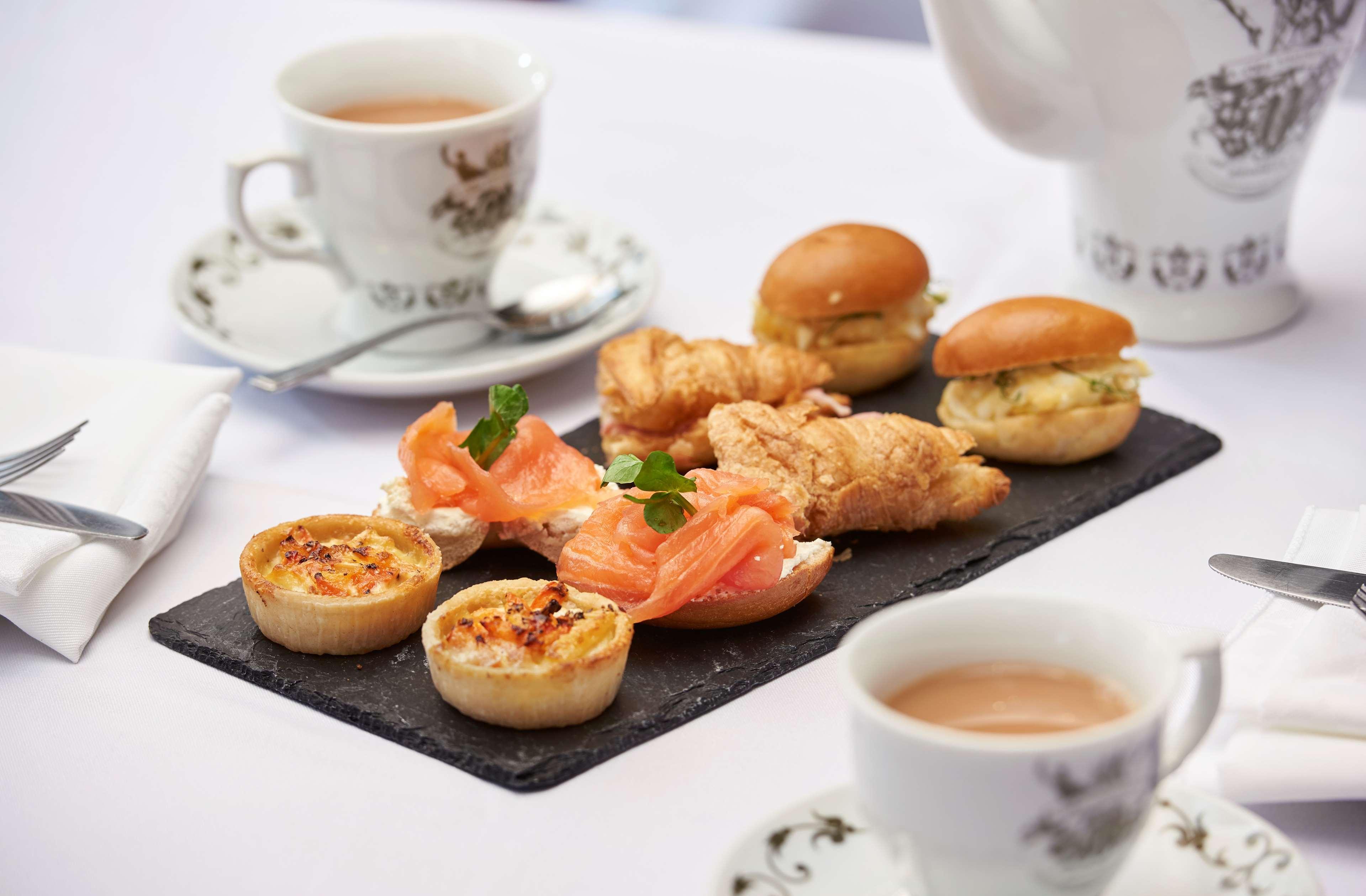Hilton London Croydon Hotel Bagian luar foto