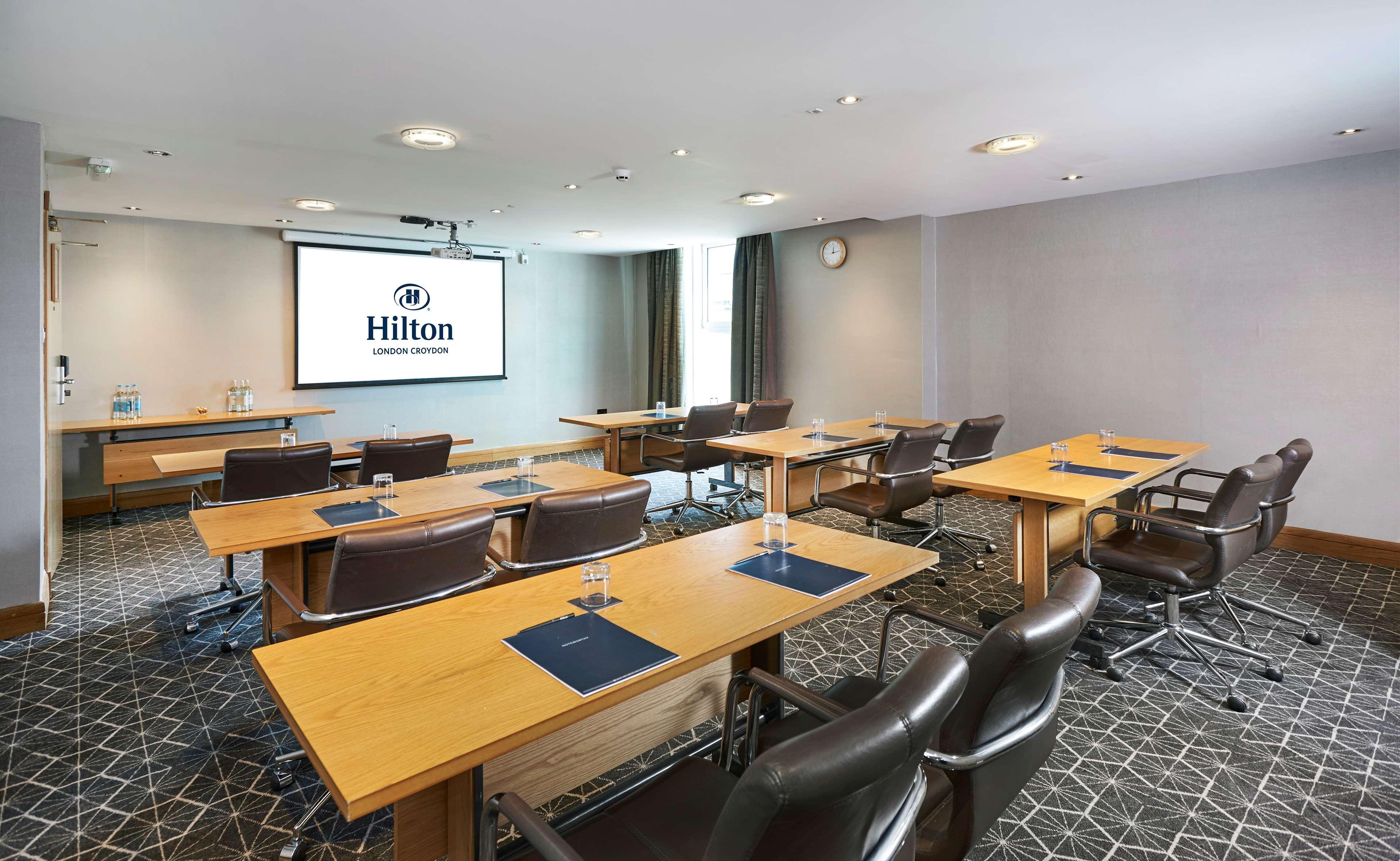 Hilton London Croydon Hotel Bagian luar foto
