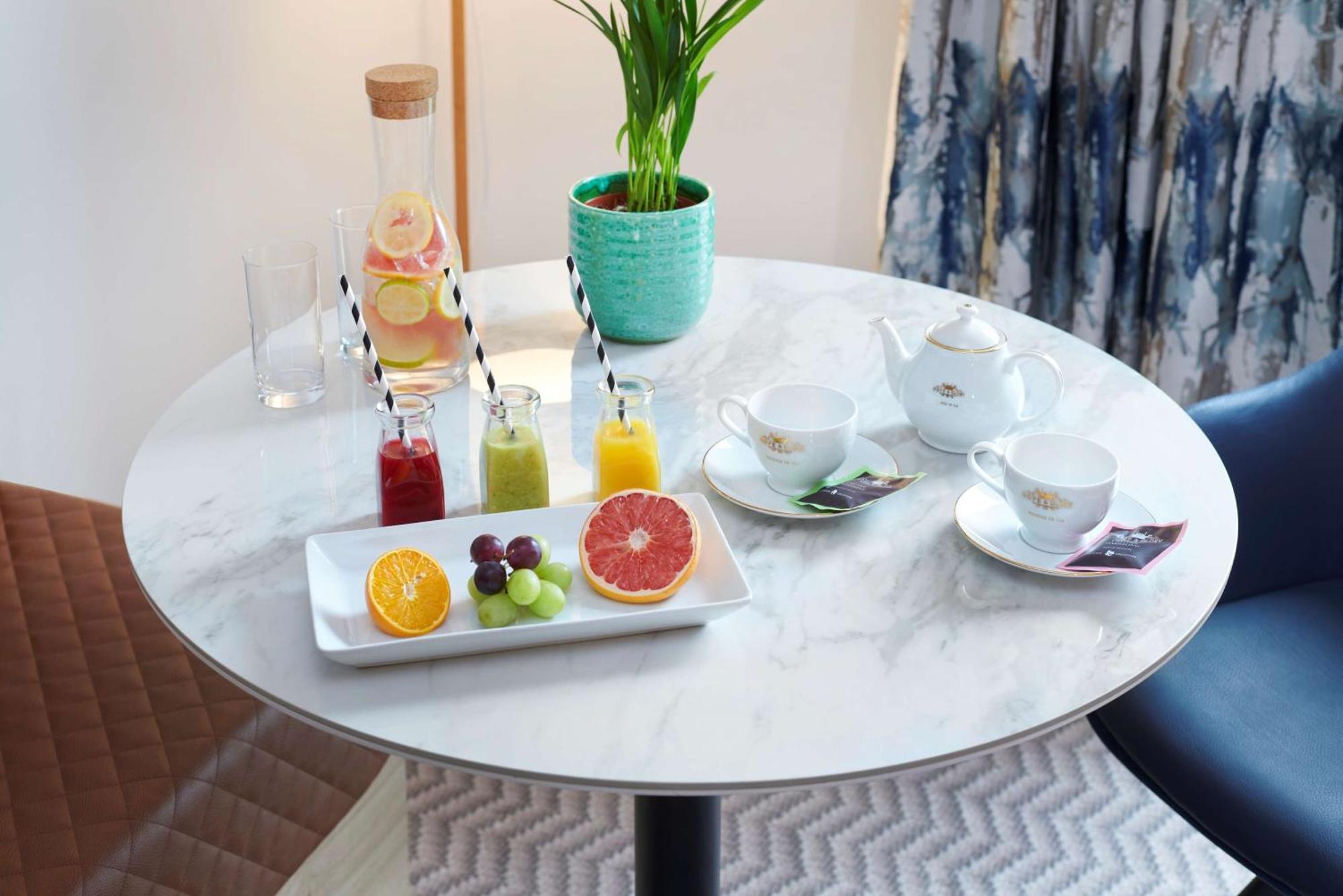 Hilton London Croydon Hotel Bagian luar foto