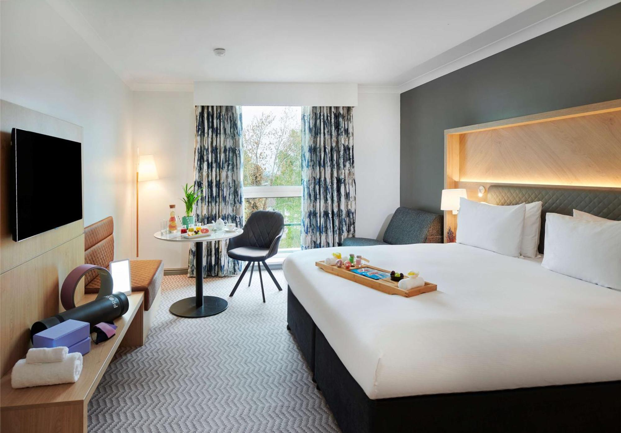 Hilton London Croydon Hotel Bagian luar foto