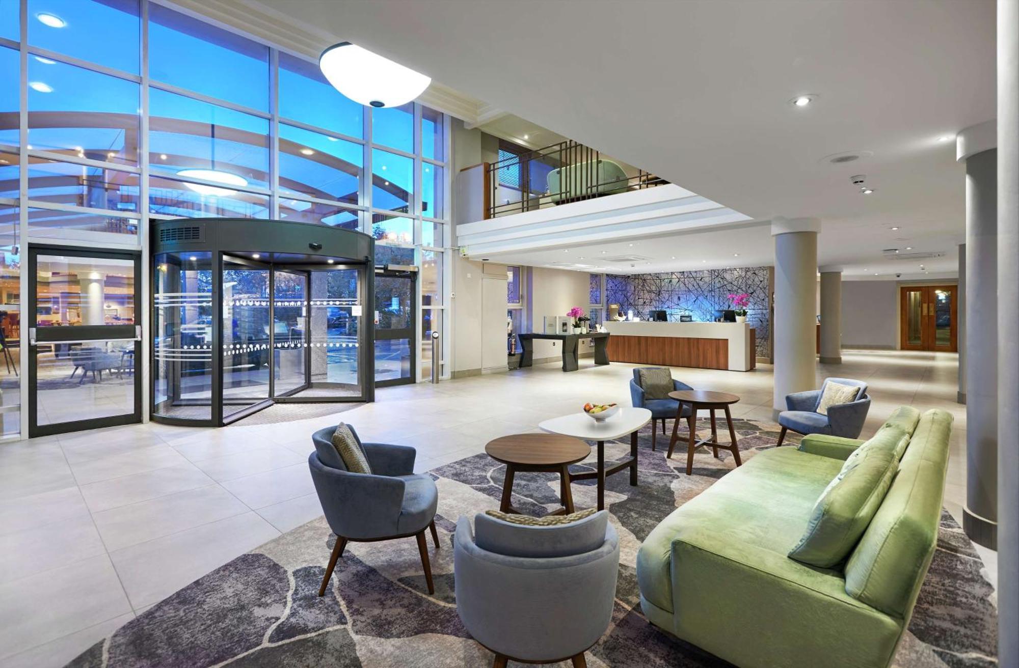 Hilton London Croydon Hotel Bagian luar foto