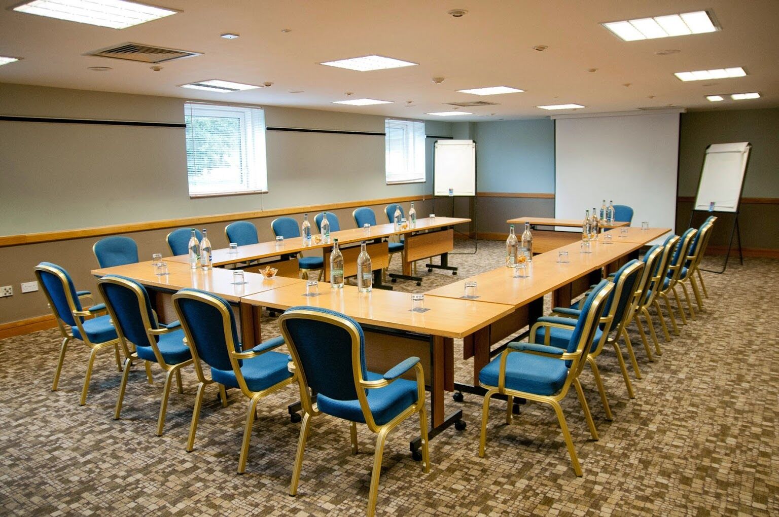 Hilton London Croydon Hotel Bagian luar foto